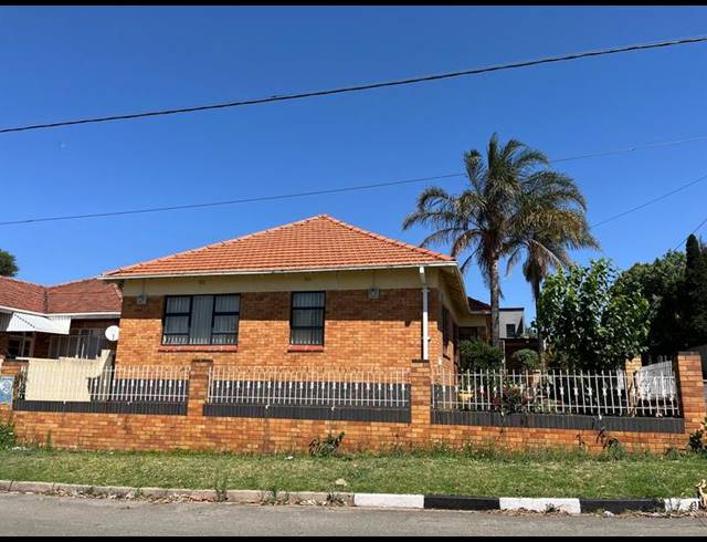 3 BEDROOM HOUSE FOR SALE IN ORANGE GROVE